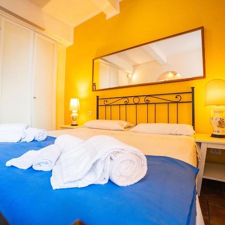 S1 - Serristori Tower Apt - Dolcevita Holiday Флоренция Экстерьер фото