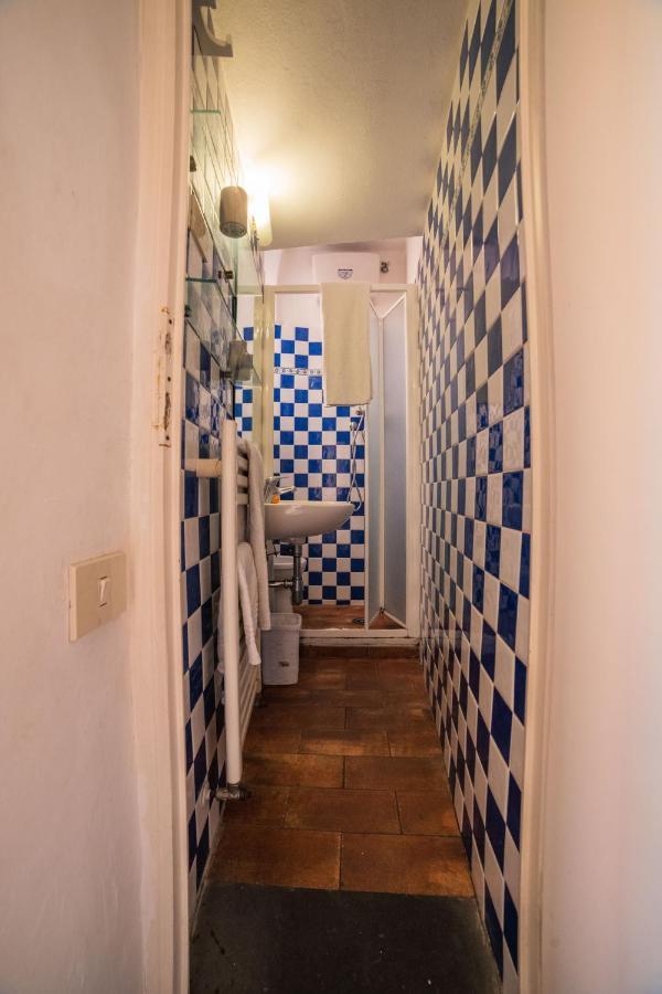 S1 - Serristori Tower Apt - Dolcevita Holiday Флоренция Экстерьер фото